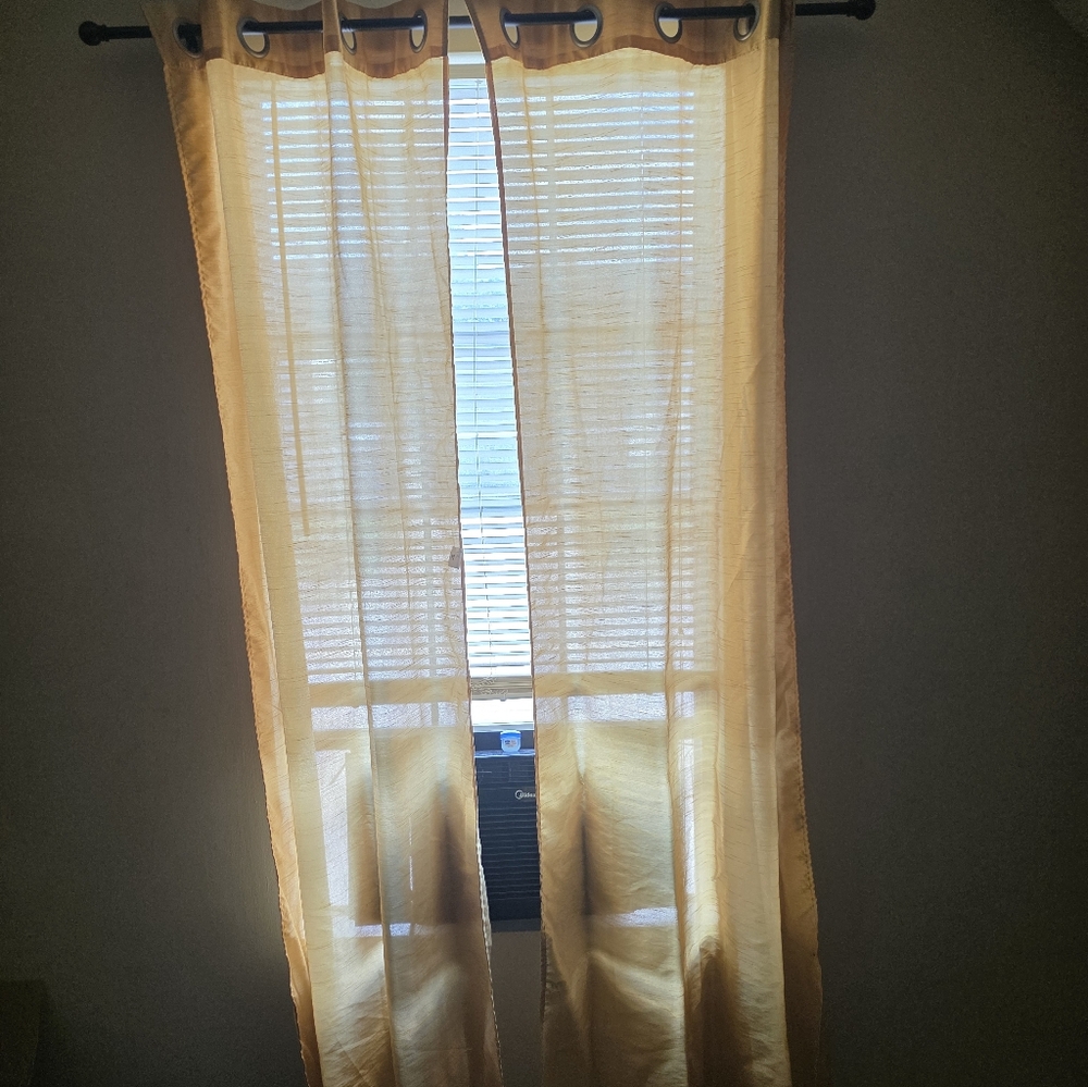 Semi Sheer Drapes - Picture 5 of 6
